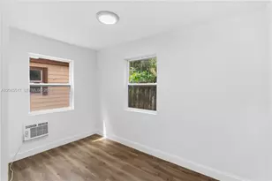 16860 NE 3rd Ct, North Miami Beach, FL 33162 - Photo 24