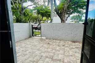 14115 SW 66th St, Miami, FL 33183 - Photo 2