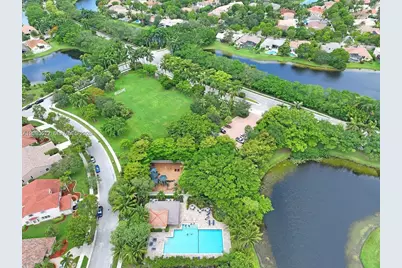 412 Cameron Dr, Weston, FL 33326 - Photo 20