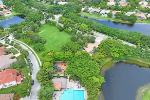 412 Cameron Dr, Weston, FL 33326 - Photo 20