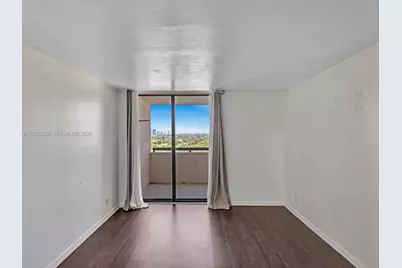 2555 Collins Ave #1604, Miami Beach, FL 33140 - Photo 28