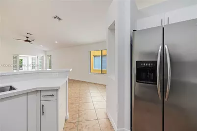 1509 Canary Island Dr, Weston, FL 33327 - Photo 10