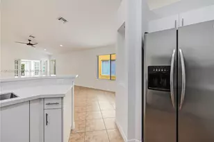1509 Canary Island Dr, Weston, FL 33327 - Photo 10