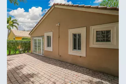 1509 Canary Island Dr, Weston, FL 33327 - Photo 26