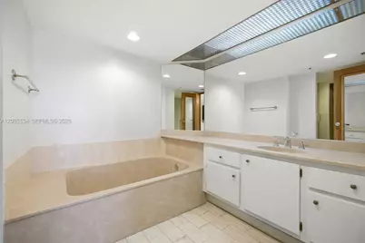 1717 N Bayshore Dr #A-3354, Miami, FL 33132 - Photo 22