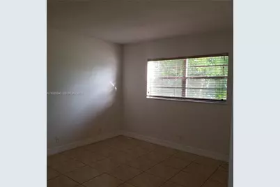 1300 Moffett St #110, Hallandale Beach, FL 33009 - Photo 6