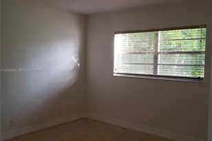 1300 Moffett St, Hallandale Beach, FL 33009 - Photo 6
