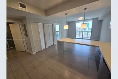 117 SW 10th Street #2005, Miami, FL 33130 - Photo 12
