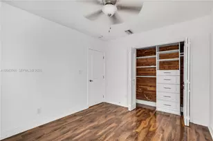 720 NE 17th Terrace, Fort Lauderdale, FL 33304 - Photo 24