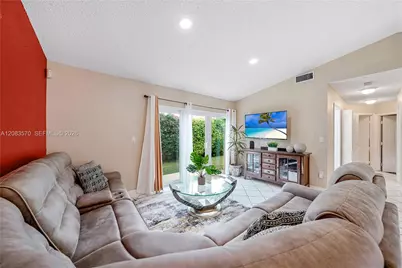 9834 SW 222nd St, Cutler Bay, FL 33190 - Photo 6