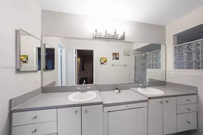 9834 SW 222nd St, Cutler Bay, FL 33190 - Photo 16