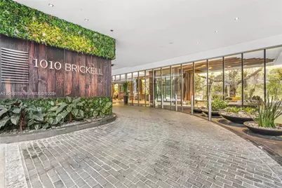1010 Brickell Ave #1710, Miami, FL 33131 - Photo 10
