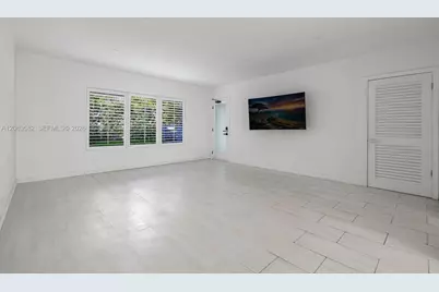 3909 Garden Ave #1, Miami Beach, FL 33140 - Photo 8