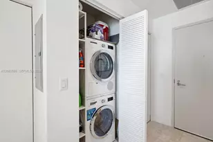 239 SW 9th, Miami, FL 33130 - Photo 16