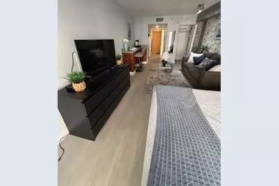 1200 Brickell Bay Dr #1610, Miami, FL 33131 - Photo 8