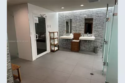 400 Alton Rd #901, Miami Beach, FL 33139 - Photo 20