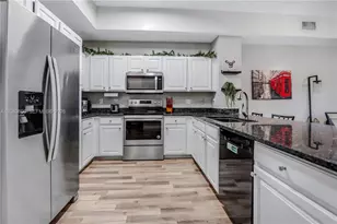 7401 Palomino Dr, Davie, FL 33024 - Photo 2