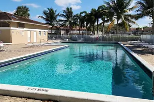 10004 Twin Lakes Dr, Coral Springs, FL 33071 - Photo 14