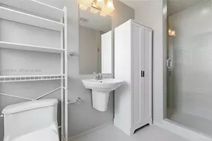 60 SW 13th St, Miami, FL 33130 - Photo 18