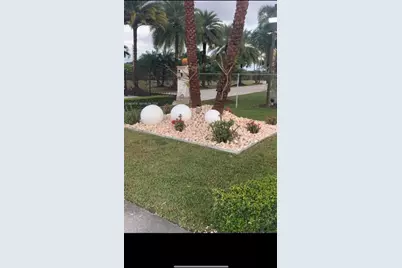 19381 SW 196th St, Miami, FL 33187 - Photo 18