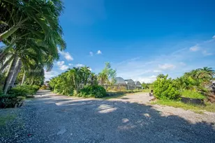 19381 SW 196th St, Miami, FL 33187 - Photo 26