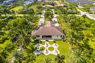 19381 SW 196th St, Miami, FL 33187 - Photo 1