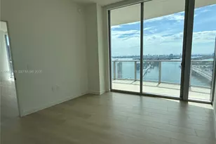 1400 Biscayne Blvd, Miami, FL 33132 - Photo 16