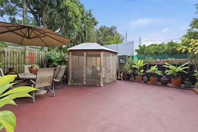 84 NW 47th St, Miami, FL 33127 - Photo 22