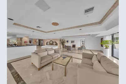 2625 Collins Ave #910, Miami Beach, FL 33140 - Photo 20