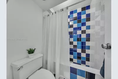 2625 Collins Ave #910, Miami Beach, FL 33140 - Photo 14