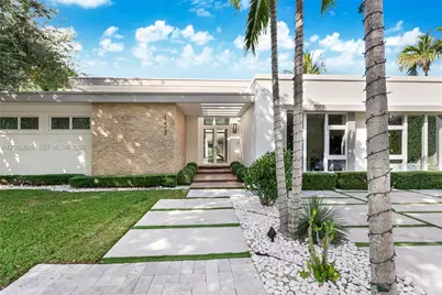 137 W Shore Dr, Miami, FL 33133 - Photo 4