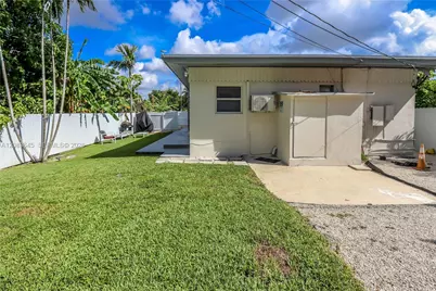 1236 NE 109th St #2, Miami, FL 33161 - Photo 26