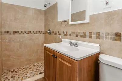 1236 NE 109th St #2, Miami, FL 33161 - Photo 14