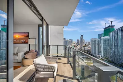 88 SW 7th St #3203, Miami, FL 33130 - Photo 12