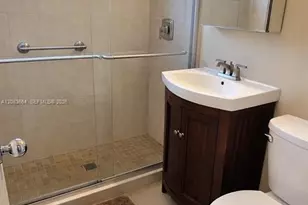 126 W 35th St, Hialeah, FL 33012 - Photo 12