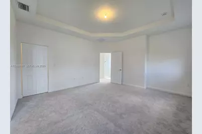 2670 SE 24th Ct, Homestead, FL 33035 - Photo 12