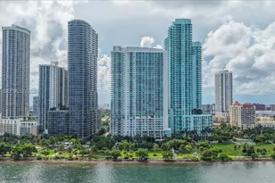 1800 N Bayshore Dr, Miami, FL 33132 - Photo 30