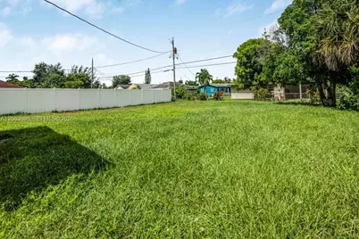 218 SW 10th Ave, Delray Beach, FL 33444 - Photo 24