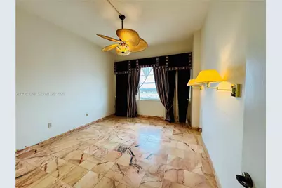 18071 Biscayne Blvd #PH03 & PH04, Aventura, FL 33160 - Photo 48