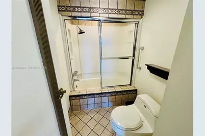 18071 Biscayne Blvd #PH03 & PH04, Aventura, FL 33160 - Photo 52