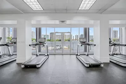 18071 Biscayne Blvd #PH03 & PH04, Aventura, FL 33160 - Photo 14