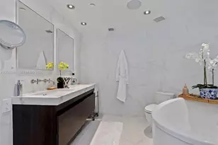 10 Venetian Way, Miami Beach, FL 33139 - Photo 18