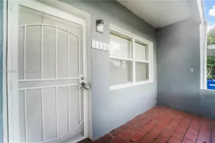 1136 NE 167th St, North Miami Beach, FL 33162 - Photo 4