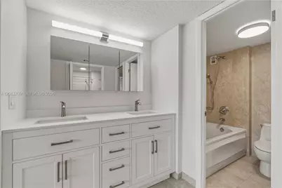 5838 Collins Ave #15F, Miami Beach, FL 33140 - Photo 30
