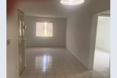 560 NW 114th Ave #204, Sweetwater, FL 33172 - Photo 2