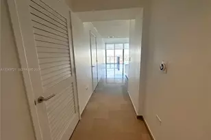 88 SW 7th St, Miami, FL 33130 - Photo 6