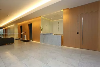 88 SW 7th St #2806, Miami, FL 33130 - Photo 2