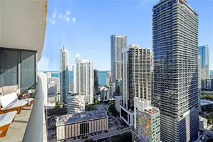 45 SW 9th St, Miami, FL 33130 - Photo 20