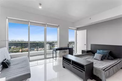 60 SW 13th St #2219, Miami, FL 33130 - Photo 4