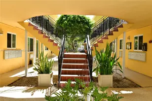 65 W Washington Ave, Miami Beach, FL 33139 - Photo 1